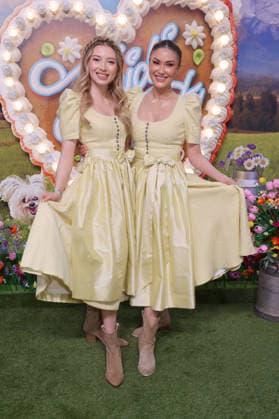 Eleonora Berger and Luise Berger upon their arrival at the RTL TV show HeidiFest by Heidi Klum at the Hofbräuhaus in Munich, September 17, 2026 Foto:xK.xKriegerx xFuturexImagex heidifest_6591