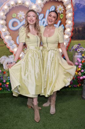 Eleonora Berger and Luise Berger upon their arrival at the RTL TV show HeidiFest by Heidi Klum at the Hofbräuhaus in Munich, September 17, 2026 Foto:xK.xKriegerx xFuturexImagex heidifest_6592
