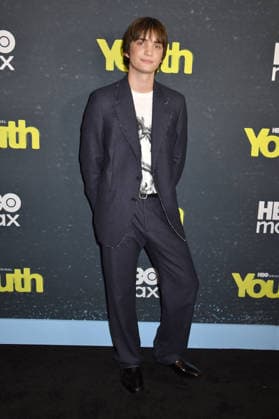 NEW YORK, NY - SEPTEMBER 17: Aran Murphy at the series premiere of HBO™s Youth on September 17 2026 at DGA New York Theater in New York City. Copyright: xmpi099 MediaPunchx