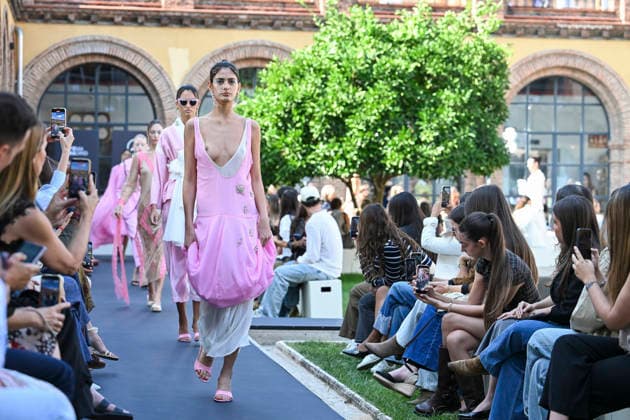 September 17, 2026, Madrid, Spain: A model parades with Odette Ãlvarez design during the Mercedes Benz Fashion Week Madrid at Cibeles Palace in Madrid. Madrid Spain  - ZUMAs197 20260917_aaa_s197_113 Copyright: xAtilanoxGarciax