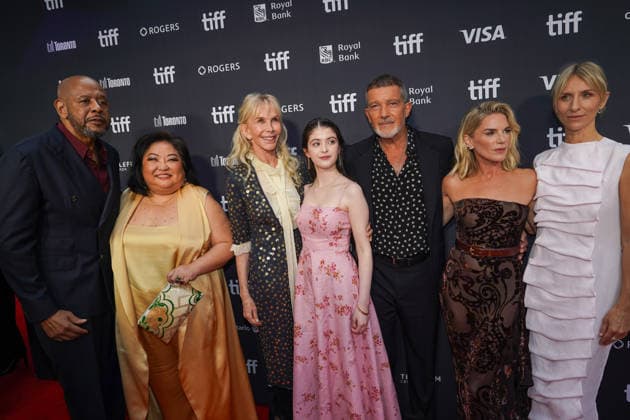 2026 Toronto International Film Festival - ˜Up Against It™ Premiere (L-R) Forest Whitaker, Selena Tan, Trudie Styler, Eden Hamilton, Antonio Banderas, Eva Birthistle and Mickey Sumner attend the red carpet for ˜Up Against It™ premiere during the 2026 Toronto International Film Festival (TIFF) at Roy Thomson Hall. on September 17, 2026 in Toronto, Canada. (Photo by Leonardo Ramirez Eyepix Group) Copyright: xLeonardoxRamirez xEyepixxGroupx LR17092026-01019