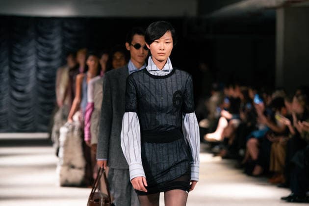 LFW - Mithridate Runway A model walks the runway at the Mithridate show during London Fashion Week September 2026 at The Banking Hall in London, England on September 17, 2026. Photo by LounisPhotography ABACAPRESS.COM London United Kingdom  Copyright: xLounisPhotography ABACAx