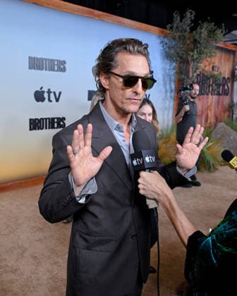 September 17, 2026, Westwood, California, USA: American actor MATTHEW, MCCONAUGHEY, 56, wearing Prada, attends Apple TVÃ¢â‚¬â ¢s Ã¢â‚¬oeBrothersÃ¢â‚¬Â Premiere. Westwood USA  - ZUMAb173 20260917_aap_b173_020 Copyright: xBillyxBennightx
