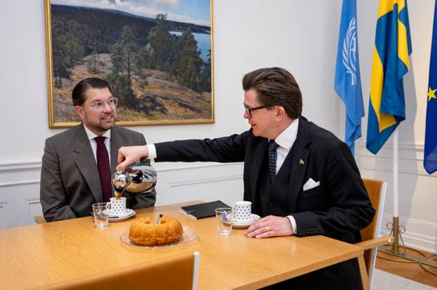 Andreas Norlén, Speaker of the Swedish Riksdag, meets with Sweden Democrats party leader Jimmie Akesson for talks as the process of nominating a new prime minister begins in Stockholm, Sweden, on September 18, 2026 STOCKHOLM SWEDEN x10430x  Copyright: xChristinexOlsson TTx SPEAKER MEETS SWEDEN DEMOCRATS LEADER w7fBPPOfwg4