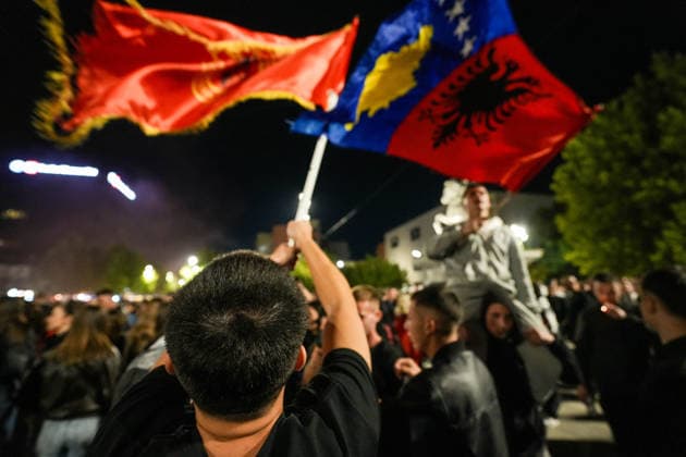Kosovo Liberation Army protest in Prishtina, Kosovo Demonstrators gather at Pristina s Skanderbeg square during a second consecutive day of protests in Prishtina, Kosovo, September 17, 2026, following the conviction of four former Kosovo Liberation Army (KLA) leaders by the Kosovo Specialist Chambers in The Hague. Demonstrations continued in the Kosovo capital after former president Hashim Thaci and Jakup Krasniqi were sentenced to 25 years in prison each, Kadri Veseli to 18 years and Rexhep Selimi to 13 years for war crimes linked to the 1998 99 Kosovo conflict. All four were acquitted of crimes against humanity. Pristina Kosovo  Copyright: xMatrixxImages ErmalxMetax