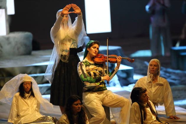 Michelle Ross, violin, and the ensemble during the photo rehearsal for *Wednesday of Light* at the Deutsche Oper in Berlin, September 17, 2026 Opera by Karlheinz Stockhausen Musical Director: Maxime Pascal Director: Susanne Kennedy Set Design: Markus Selg Costume Design: Andra Dumitrascu Premiere: September 19, 2026 Deutsche Oper Berlin *Wednesday of Light*