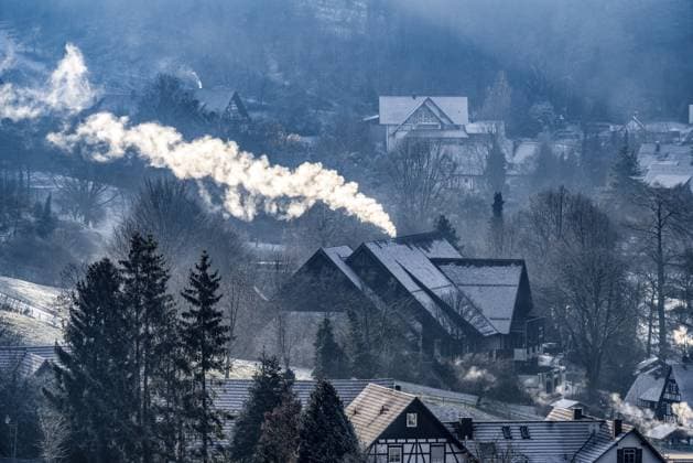 Eindruck von Sasbachwalden, einer Schwarzwaldgemeinde in Süddeutschland im Winter Impression of Sasbachwalden, a Black Forest municipality in Southern Germany at winter time Copyright: imageBROKER AchimxPrill ibxapr19157557.jpg