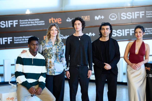 74th San Sebastian International Film Festival: Geister Photocall Fatih Akin, Eren M. Güvercin, Mariam Dawoud, Carlotta von Falkenhayn, Gabriel-Winner Amorin attended Geister Photocall during 74th San Sebastian International Film Festival at Kursaal Palace on September 18, 2026 in Donostia San Sebastian, Spain Photo by IMAGO MPG Donostia San Sebastian Kursaal Palace Euskadi Spain  Copyright: xMPGx