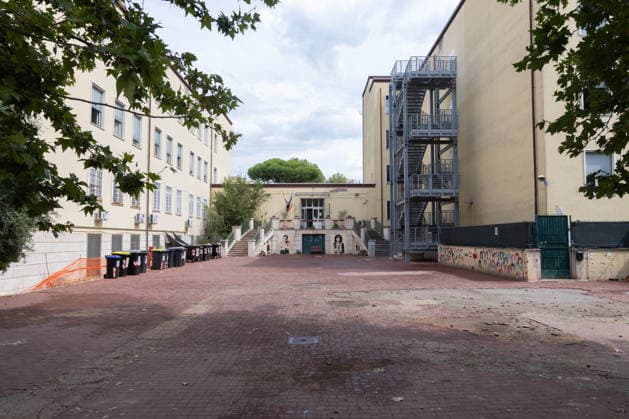 IPA88664789 - The entrance to the Giovanni Verga School in Centocelle, Rome, where a student assaulted a teacher  Copyright: xMatteoxNardonex xx IPA88664789