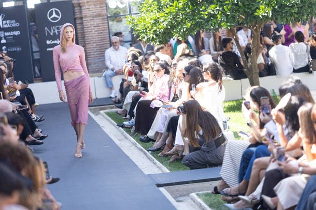 Custo Fashion Show at MBFW 2026 A model during the Custo Barcelona fashion show as part of Mercedes-Benz Fashion Week at Nebrija University on September 18, 2026, in Madrid, Spain. Custo presents its Spring Summer 2027 collection, titled Unexpected. The Catalan designer conceives this collection as an emotional manifesto to combat routine in the way we dress. SEPTEMBER 18, 2026, Madrid, Spain  Copyright: xEduardoxParrax 7783762