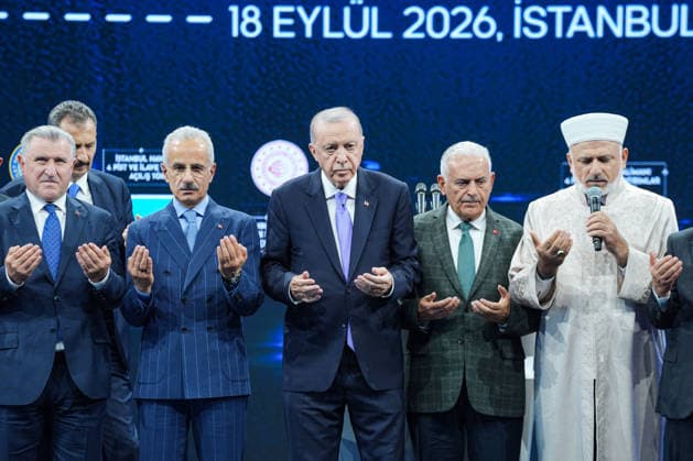 Turkish President Recep Tayyip Erdogan ISTANBUL, TURKIYE - SEPTEMBER 18: Turkish President Recep Tayyip Erdogan (C) attends the opening ceremony for Istanbul Airport s fourth runway and additional investments in Istanbul, Turkiye, on September 18, 2026. The ceremony was attended by Turkish Minister of Transportation and Infrastructure Abdulkadir Uraloglu (2nd L), Turkish Minister of Youth and Sports Osman Askin Bak (L), and Binali Yildirim, Chairman of the Council of Elders of the Organization of Turkic States (OTS) (2nd R). Cemal Yurttas Anadolu Istanbul Turkey. Editorial use only. Please get in touch for any other usage.  Copyright: x2026xAnadoluxCemalxYurttasx