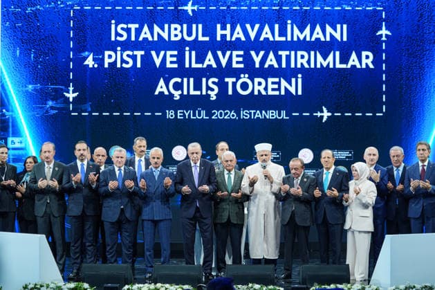 Turkish President Recep Tayyip Erdogan ISTANBUL, TURKIYE - SEPTEMBER 18: Turkish President Recep Tayyip Erdogan (C) attends the opening ceremony for Istanbul Airport s fourth runway and additional investments in Istanbul, Turkiye, on September 18, 2026. The ceremony was attended by Turkish Minister of Transportation and Infrastructure Abdulkadir Uraloglu, Turkish Minister of Youth and Sports Osman Askin Bak, and Binali Yildirim, Chairman of the Council of Elders of the Organization of Turkic States (OTS). Cemal Yurttas Anadolu Istanbul Turkey. Editorial use only. Please get in touch for any other usage.  Copyright: x2026xAnadoluxCemalxYurttasx