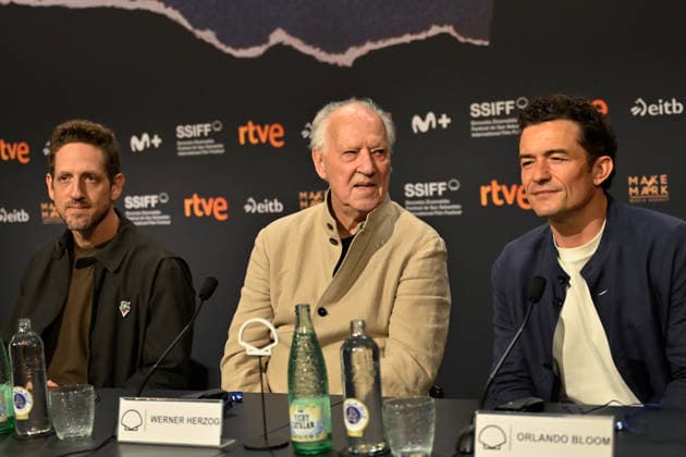 Werner Herzog Receives the Donostia Award at the San Sebastián Film Festival Director, screenwriter, producer, and actor Werner Herzog (c), accompanied by producer Ariel Leon Isacovitch (I) and actor Orlando Bloom (d), speaks with the media before receiving the Donostia Award, at the Kursaal on September 18, 2026, in San Sebastián, Guipúzcoa, Basque Country, Spain. Director, screenwriter, producer, and actor Werner Herzog will receive the Donostia Award in recognition of his career during the opening gala of the San Sebastián Film Festival, which will take place September 18–26 for its 74th edition. The Festival’s highest honorary distinction for the German filmmaker will be accompanied by a screening of his new feature film, ‘Bucking Fast  Copyright: xArnaitzxRubiox 7783869