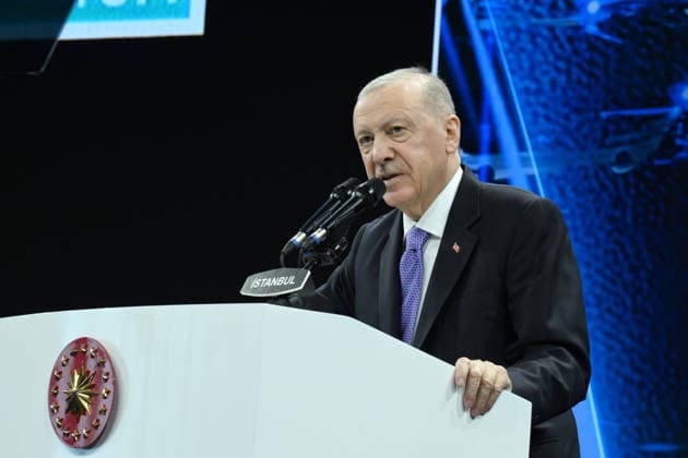 Turkish President Recep Tayyip Erdogan ISTANBUL, TURKIYE - SEPTEMBER 18: (----EDITORIAL USE ONLY - MANDATORY CREDIT - TURKISH PRESIDENCY HANDOUT - NO MARKETING NO ADVERTISING CAMPAIGNS - DISTRIBUTED AS A SERVICE TO CLIENTS----) Turkish President Recep Tayyip Erdogan makes a speech during the opening ceremony for Istanbul Airport s fourth runway and additional investments in Istanbul, Turkiye, on September 18, 2026. Turkish Presidency Handout Anadolu Istanbul Turkey. Editorial use only. Please get in touch for any other usage.  Copyright: x2026xAnadoluxTurkishxPresidencyx xHandoutx