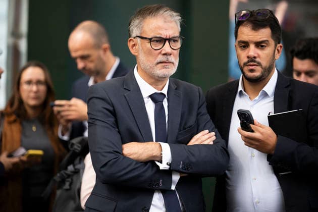 Olivier Faure Leaves Elysee Palace After Meeting With French President - Paris Olivier Faure PS and Manuel Bompard LFI after a meeting with French President at the Elysee Palace in Paris on September 18, 2026. Photo by Eliot Blondet ABACAPRESS.COM Paris France France  Copyright: xBlondetxEliot ABACAx