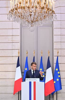 French President Emmanuel Macron speaks at a press conference following a meeting on the geopolitical situation and its consequences, which brought together candidates for the 2027 presidential election and party leaders at the Élysée Palace in Paris, France, on September 18, 2026. Emmanuel Macron called for the development of a plan to protect our critical infrastructure against Russian hybrid attacks. France’s President Emmanuel Macron addresses the audience during a press conference following a meeting with candidates for the 2027 presidential election and party leaders focused on the geopolitical situation and its consequences, at the Élysée Palace in Paris, France, on September 18, 2026. Emmanuel Macron requested the preparation of a  Copyright: xChristianxLiewigx xBestimagexChristianxLiewigx xBestimagex