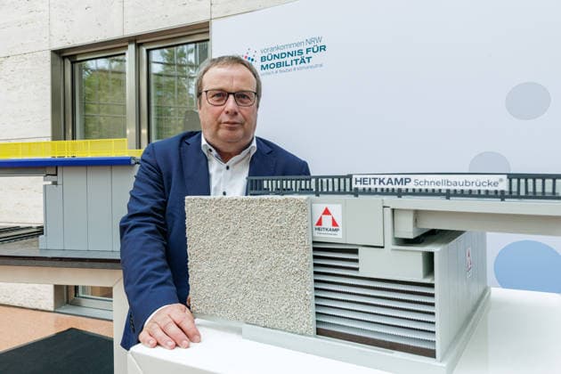 September 18, 2026, Düsseldorf, North Rhine-Westphalia: Transportation Minister Oliver Krischer on the sidelines of the NRW 2026 Infrastructure Conference, themed Building and Renovating Bridges Faster, Düsseldorf, Ministry of the Environment, Nature Conservation, and Transportation, Emilie Preyer Platz 1, North Rhine-Westphalia, Germany