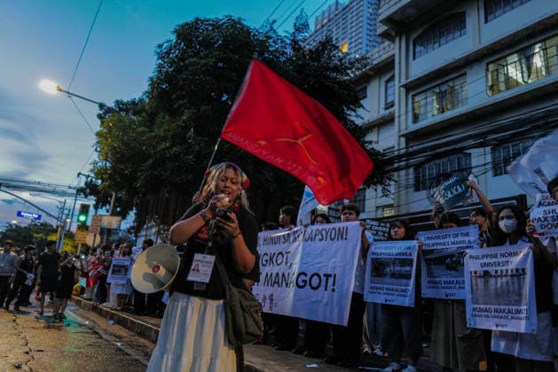 September 18, 2026, Philippines: Students from La Salle along with One Taft, a coalition of Taft-based schools, stage a Black Friday Protest on Friday at Taft Ave, Metro Manila. It coincided with the Black Friday Protests from different universities and a preparation for the mass movement on Sept. 21 for the Martial Law anniversary. Among the calls were for the alleged human rights abuses, corruption, and the Pax Silica initiative under the administration of President Ferdinand Marcos Jr. Philippines - ZUMAr240 20260918_zip_r240_037 Copyright: xMarcxDominicxRostratax
