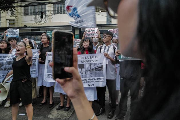 September 18, 2026, Philippines: Students from La Salle along with One Taft, a coalition of Taft-based schools, stage a Black Friday Protest on Friday at Taft Ave, Metro Manila. It coincided with the Black Friday Protests from different universities and a preparation for the mass movement on Sept. 21 for the Martial Law anniversary. Among the calls were for the alleged human rights abuses, corruption, and the Pax Silica initiative under the administration of President Ferdinand Marcos Jr. Philippines - ZUMAr240 20260918_zip_r240_040 Copyright: xMarcxDominicxRostratax