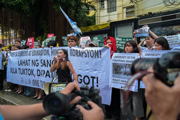 September 18, 2026, Philippines: Students from La Salle along with One Taft, a coalition of Taft-based schools, stage a Black Friday Protest on Friday at Taft Ave, Metro Manila. It coincided with the Black Friday Protests from different universities and a preparation for the mass movement on Sept. 21 for the Martial Law anniversary. Among the calls were for the alleged human rights abuses, corruption, and the Pax Silica initiative under the administration of President Ferdinand Marcos Jr. Philippines - ZUMAr240 20260918_zip_r240_020 Copyright: xMarcxDominicxRostratax