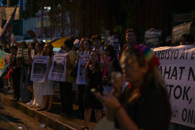 September 18, 2026, Philippines: Students from La Salle along with One Taft, a coalition of Taft-based schools, stage a Black Friday Protest on Friday at Taft Ave, Metro Manila. It coincided with the Black Friday Protests from different universities and a preparation for the mass movement on Sept. 21 for the Martial Law anniversary. Among the calls were for the alleged human rights abuses, corruption, and the Pax Silica initiative under the administration of President Ferdinand Marcos Jr. Philippines - ZUMAr240 20260918_zip_r240_005 Copyright: xMarcxDominicxRostratax