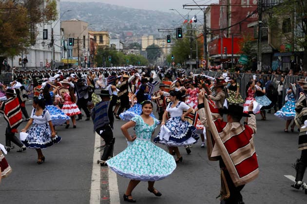 Valparaíso, September 18, 2026 Groups of cueca dancers perform a cueca during the commemoration of the 216th anniversary of National Independence, a ceremony held on Pedro Montt Avenue. Sebastian Cisternas Aton Chile, Valparaiso, Chile Aton 1191650  Copyright: SEBASTIANxCISTERNAS xATONxCHILE