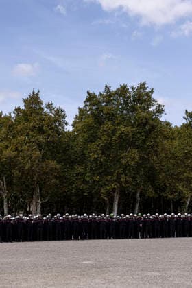 Laurent Nunez Presides Over A Tribute To Two Firefighters Who Died In Wildfires - Bordeaux Bordeaux, Gironde, Nouvelle-Aquitaine, France, 18 September 2026. French Interior Minister Laurent Nunez presides over a national tribute in honour of adjudants Anthony Berthome and Wilfried Schmitter, two professional firefighters from the Saint-Medard-en-Jalles fire and rescue centre, who died on 21 July 2026 while fighting a violent forest fire near Bordeaux-Merignac Airport. The ceremony takes place on Place des Quinconces in Bordeaux, where the two firefighters are posthumously awarded the Legion d’honneur and the Medaille de la securite interieure. Photo by Stephane Duprat ABACAPRESS.COM Bordeaux NOUVELLE-AQUITAINE France  Copyright: xDupratxStephane ABACAx