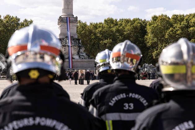 Laurent Nunez Presides Over A Tribute To Two Firefighters Who Died In Wildfires - Bordeaux Bordeaux, Gironde, Nouvelle-Aquitaine, France, 18 September 2026. Firefighters from the Gironde departmental fire and rescue service, SDIS 33, attend the national tribute to adjudants Anthony Berthome and Wilfried Schmitter, who died while fighting a forest fire near Bordeaux-Merignac Airport on 21 July 2026. Photo by Stephane Duprat ABACAPRESS.COM Bordeaux NOUVELLE-AQUITAINE France  Copyright: xDupratxStephane ABACAx