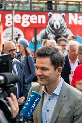 Berlin, September 18, 2026: The Berlin SPD’s campaign wrap-up event with Steffen Krach ahead of the upcoming election for the House of Representatives on September 20, 2026, at Stuttgarter Platz on Wilmersdorfer Straße