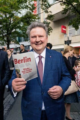 Berlin, September 18, 2026: The Berlin SPD’s campaign wrap-up event with Steffen Krach ahead of the upcoming election for the House of Representatives on September 20, 2026, at Stuttgarter Platz on Wilmersdorfer Straße, featuring Michael Ludwig of the SPÖ, Mayor and Governor of Vienna
