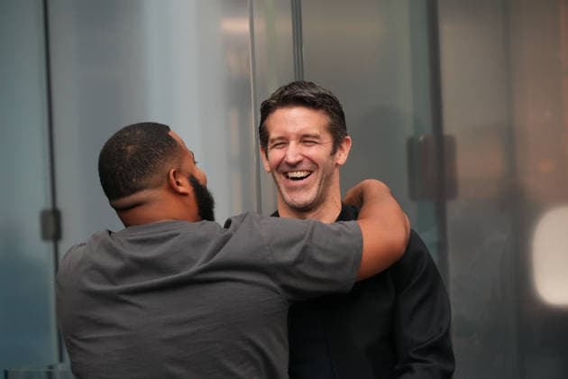 September 18, 2026, New York, Ny, USA: Apple CEO JOHN TERNUS greets customers at the Apple iPhone 18 Pro Launch,.Apple Fifth Avenue, NYC.September 18, 2026. . The Apple iPhone 18 Pro Launch,.Apple Fifth Avenue, NYC.September 18, 2026. New York USA - ZUMAms4_ 20260918_faf_ms4_006 Copyright: xSoniaxMoskowitzxGordonx