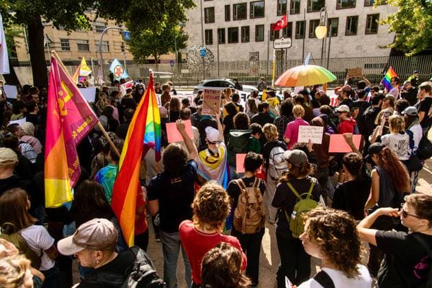 September 18, 2026, Berlin, Germany: BERLIN, GERMANY, SEPTEMBER 18, 2026: LGBTQ+ activists and supporters demonstrate outside the Turkish Embassy in Berlin in solidarity with LGBTQ+ communities in Turkey following a series of raids and arrests targeting activists and organizations. Demonstrators called for the release of those detained and condemned the Turkish authoritiesÃ¢â‚¬â ¢ recent actions against LGBTQ+ groups. Turkish authorities have carried out coordinated raids across multiple provinces as part of investigations involving LGBTQ+ organizations and activists. Berlin Germany  - ZUMAq101 20260918_zna_q101_059 Copyright: xAndro SxTrujillox