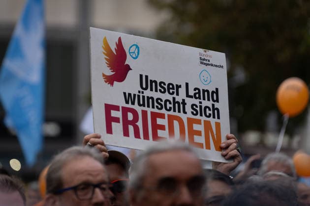 Campaign Wrap-Up, Alexanderplatz, BSW Berlin, Campaign Wrap-Up, Alexanderplatz, BSW, Sahra Wagenknecht Alliance, Rally Berlin Berlin GER