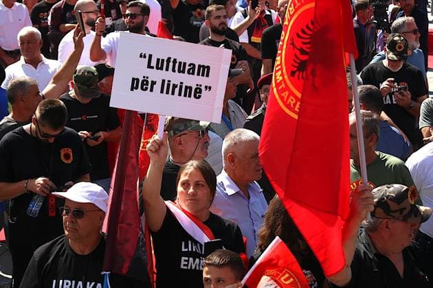 Protests continue in Pristina over KLA commanders war crimes trial PRISTINA, KOSOVO - SEPTEMBER 18: Demonstrators protest the convictions and prison sentences handed down to former commanders of the Kosovo Liberation Army (KLA), including former Kosovo President Hashim Thaci, in a war crimes trial, in Pristina, Kosovo, on September 18, 2026. Erkin Keci Anadolu Pristina Kosovo. Editorial use only. Please get in touch for any other usage.  Copyright: x2026xAnadoluxErkinxKecix