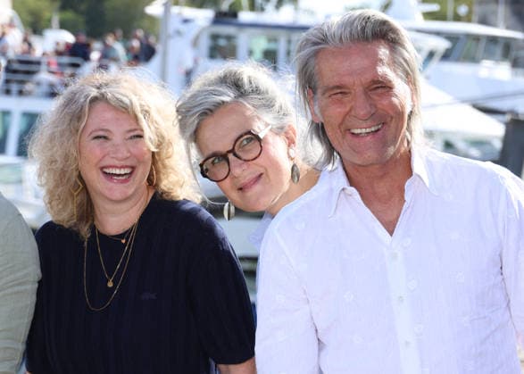 Cecile Bois, Yvan Le Bolloch, and Armelle Lesniak Photocall for the TV movie *Caméra Café: Opération Retraite* at the 28th La Rochelle TV Fiction Festival, September 18, 2026 Denis Guignebourg Bestimage Photocall for the TV movie *Caméra Café: Opération Retraite* at the 28th La Rochelle TV Fiction Festival on September 18, 2026, La Rochelle, France  Copyright: xDenisxGuignebourgx xBestimagexDenisxGuignebourgx xBestimagex