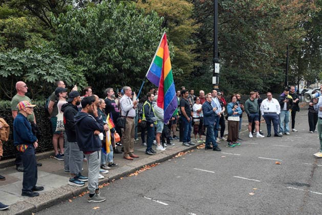 . 18 09 2026. London, United Kingdom. Peter Tatchell Attends rotest at Turkish Embassy. Protests at Turkish Embassy & Trafalgar Square following Turkish police arresting dozens of people as part of the government s recent crackdown on LGBTQ+ activists and venues.  xMartynxWheatleyx xi-Imagesx IIM-27016-0008