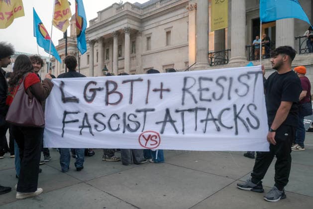 . 18 09 2026. London, United Kingdom. Peter Tatchell Attends rotest at Turkish Embassy. Protests at Turkish Embassy & Trafalgar Square following Turkish police arresting dozens of people as part of the government s recent crackdown on LGBTQ+ activists and venues.  xMartynxWheatleyx xi-Imagesx IIM-27016-0031