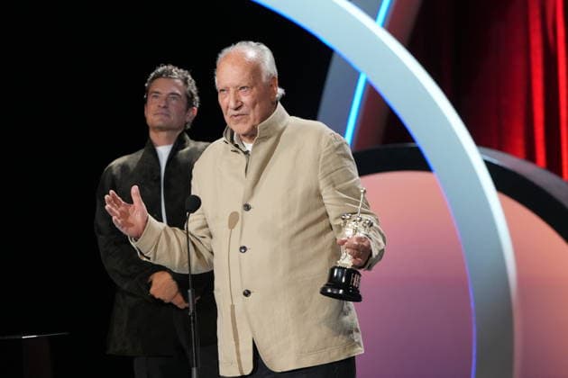 The 74th San Sebastián International Film Festival Kicks Off Actor Orlando Bloom presents the Donostia Award to director Werner Herzog during the opening of the 74th San Sebastián International Film Festival at the Kursaal Conference Center and Auditorium, on September 18, 2026, in San Sebastián, Guipúzcoa, Basque Country, Spain. The San Sebastián Film Festival kicks off its 74th edition this Friday, September 18, and will run through September 26, featuring one of the largest gatherings of stars in recent years, with names such as Brad Pitt, Penélope Cruz, Orlando Bloom, Rami Malek, Jeremy Irons, and Ricardo Darín among the celebrities who will be visiting the city of San Sebastián. SEPTEMBER 18, 2026 SANSE FILM FESTIVAL BASQUE COUNTRY FI  Copyright: xUnanuex 7784386