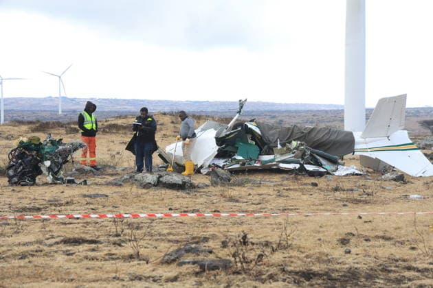 Training aircraft crashes in Kenya, two people lose their lives KAJIADO, KENYA - SEPTEMBER 18: Emergency teams inspect the crash site after a training aircraft crashes in Kipeto, Kajiado County, Kenya, on September 18, 2026. Two people lost ther lives in the crash. Lucas Mukasa Anadolu Kajiado Kenya. Editorial use only. Please get in touch for any other usage.  Copyright: x2026xAnadoluxLucasxMukasax