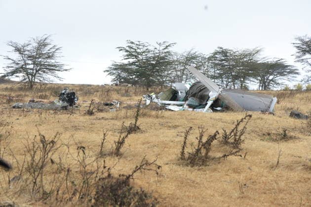 Training aircraft crashes in Kenya, two people lose their lives KAJIADO, KENYA - SEPTEMBER 18: A view of the aircraft as emergency teams inspect the crash site after a training aircraft crashes in Kipeto, Kajiado County, Kenya, on September 18, 2026. Two people lost ther lives in the crash. Lucas Mukasa Anadolu Kajiado Kenya. Editorial use only. Please get in touch for any other usage.  Copyright: x2026xAnadoluxLucasxMukasax