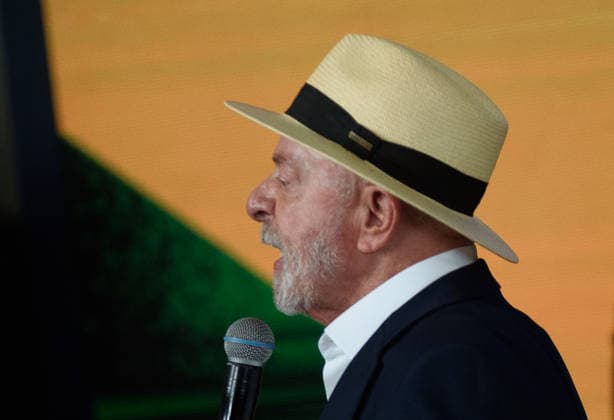Brazilian President Luiz Inacio Lula da Silva announces security investments in Rio de Janeiro RIO DE JANEIRO, BRAZIL - SEPTEMBER 18: Brazil s President and reelection candidate Luiz Inacio Lula da Silva speaks during a ceremony announcing investments in security at the headquarters of the Federal Highway Police in Rio de Janeiro, Brazil, on September 18, 2026. Fabio Teixeira Anadolu Rio de Janeiro Brazil. Editorial use only. Please get in touch for any other usage.  Copyright: x2026xAnadoluxFabioxTeixeirax