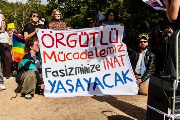 LGBTQ+ activists protest outside Turkish Embassy in Berlin BERLIN, GERMANY, SEPTEMBER 18, 2026: LGBTQ+ activists and supporters demonstrate outside the Turkish Embassy in Berlin in solidarity with LGBTQ+ communities in Turkey following a series of raids and arrests targeting activists and organizations. Demonstrators called for the release of those detained and condemned the Turkish authorities™ recent actions against LGBTQ+ groups. Turkish authorities have carried out coordinated raids across multiple provinces as part of investigations involving LGBTQ+ organizations and activists. Berlin Germany Copyright: x xAndrÃ sxTrujillox xJNAxPressx