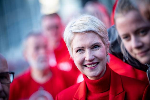 Prime Minister and SPD lead candidate Manuela Schwesig at a campaign event in Rostock-Warnemünde; the SPD s closing rally at the Warnemünde Lighthouse for the state election in Mecklenburg-Western Pomerania, Rostock-Warnemünde, Mecklenburg-Western Pomerania, Germany; lighthouse