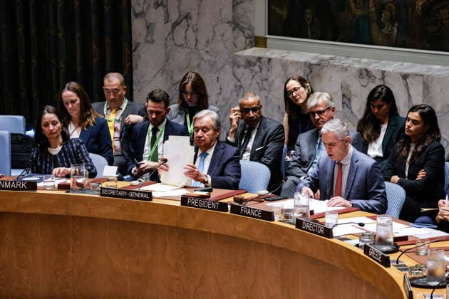 September 18, 2026, New York, New York, United States: United Nations Secretary-General ANTONIO GUTERRES adjusts his papers after addressing the Security Council during a meeting on United Nations peacekeeping operations at UN Headquarters. Guterres stressed the continuing importance of peacekeeping while underscoring the need for stronger political support, adequate resources and greater collective commitment from Member States as missions confront increasingly complex conflicts and demands. New York United States  - ZUMAo116 20260918_znp_o116_044 Copyright: xBiancaxOterox