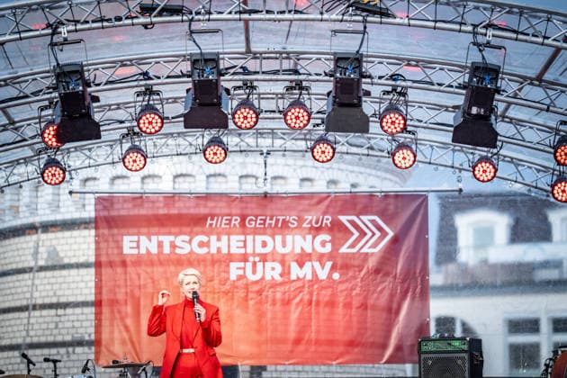 Minister President and SPD lead candidate Manuela Schwesig at a campaign event in Rostock-Warnemünde; the SPD s closing rally for the state election in Mecklenburg-Western Pomerania at the Warnemünde Lighthouse, Rostock-Warnemünde, Mecklenburg-Western Pomerania, Germany; lighthouse