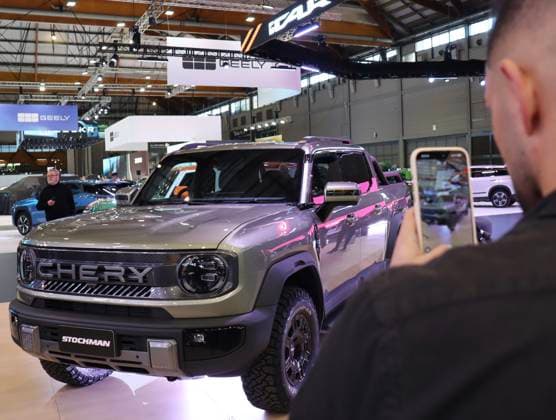 SYDNEY, AUSTRALIA - SEPTEMBER 18: Australian members of the public visit a Chery booth during the Everything Electric Sydney exhibition on September 18, 2026 in Sydney, Australia. The event features various Chinese automotive brands showcasing their latest electric vehicle technologies.  Copyright: xChinaxNewsxServicex 111667754213