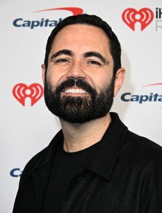 iHeartRadio Music Festival - Night 1 Arrivals for the iHeartRadio Music Festival, night 1 at T-Mobile arena. 18 Sep 2026 Pictured: Enrique Santos.  Copyright: xThexMegaxAgencyxMBS MEGAx