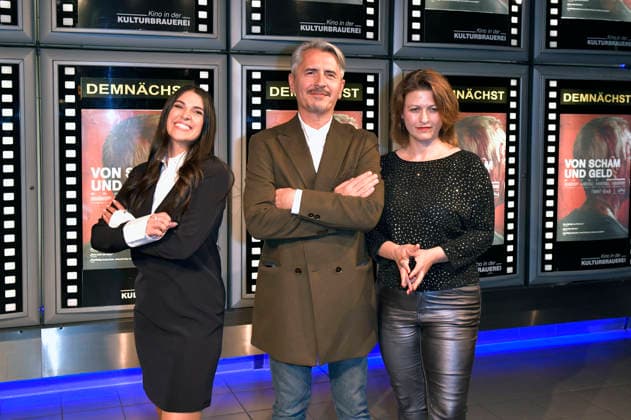 Fiona Gllavica, Astrit Kabashi, and Flonja Kodheli at the premiere of the film *Of Shame and Money* at the KulturBrauerei Berlin, September 18, 2026 Foto:xM.xBehrensx xFuturexImagex scham_6918