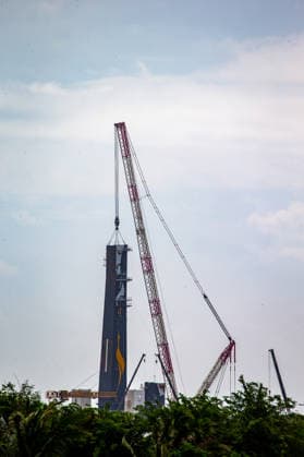 WENCHANG, CHINA - SEPTEMBER 19: Construction work is underway at the No. 301 launch pad of the Hainan Wenchang Spacecraft Launch Site on September 19, 2026 in Wenchang, Hainan Province of China.  Copyright: xVCGx 111667942952