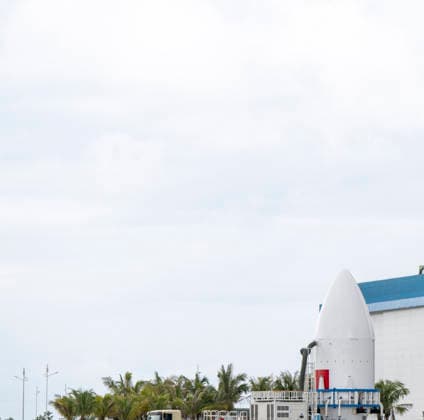 WENCHANG, CHINA - SEPTEMBER 19: The Long March 8A Y11 carrier rocket and its payload are transferred from the technical area to the No. 1 launch pad after completing testing on September 19, 2026 in Wenchang, Hainan Province of China.  Copyright: xVCGx 111667948645